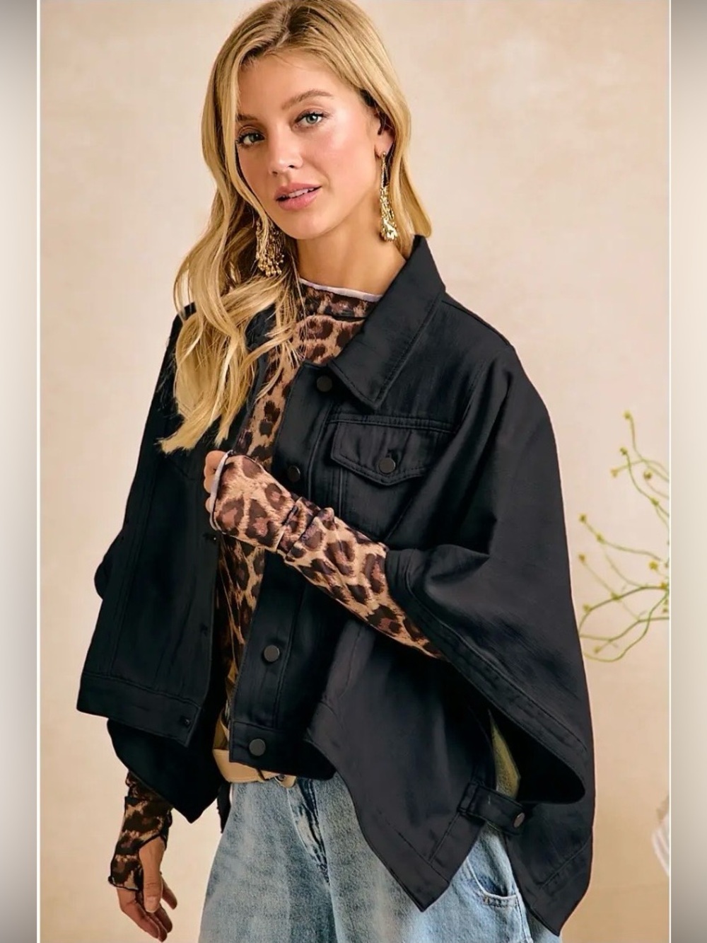 Black relaxed, cape sleeve, silhouette jacket